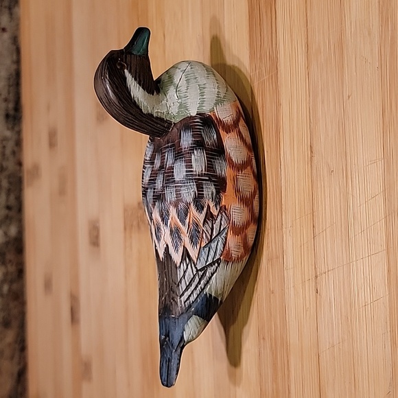 Hand painted Wooden duck decoy - Picture 3 of 6